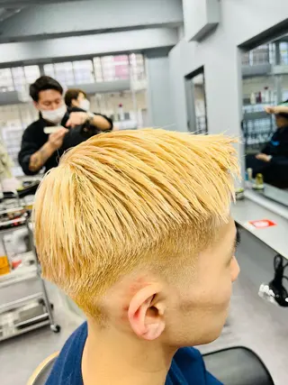 ショート カラー メンズ 池袋メンズパーマ フェード純平のヘアスタイル