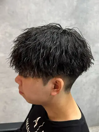 ショート パーマ メンズ ツイストスパイラル/ メンズ特化/中川誠也のヘアスタイル