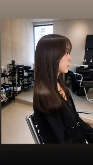 ロング カラー パーマ ヘアアレンジ 透明感/オリーブ/ グレージュ/YUKAのヘアスタイル