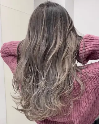 ロング カラー パーマ ヘアアレンジ 【公式】amble luxe池袋東口🩷のヘアスタイル