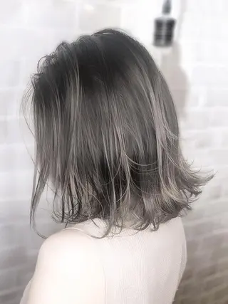 ミディアム カラー 小松崎 友宏のヘアスタイル