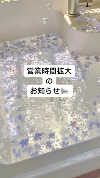 ネイル リボン、ガーリー パーツ放題専門店のネイルデザイン