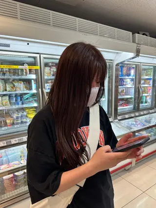 ロング カラー タイトボブ個性派カラ ーAKANEのヘアスタイル
