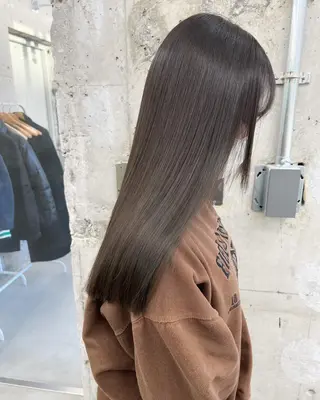 ミディアム カラー パーマ ヘアアレンジ ヘアケア特化型サロン newi 梅田のヘアスタイル