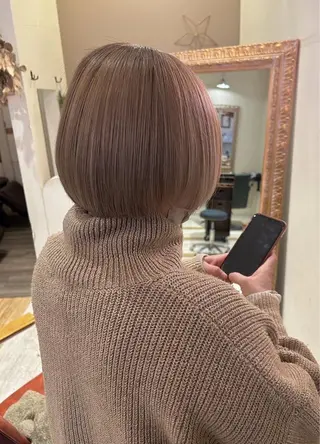 カラー Dille所属・Dille RENAのヘアスタイル