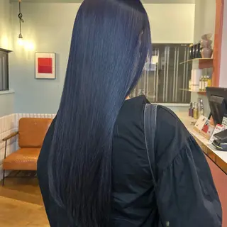 ロング カラー MUKU リカのヘアスタイル