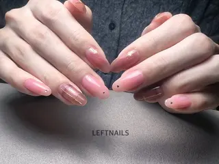 ネイル LEFTNAILS フィルインニュアンスのネイルデザイン