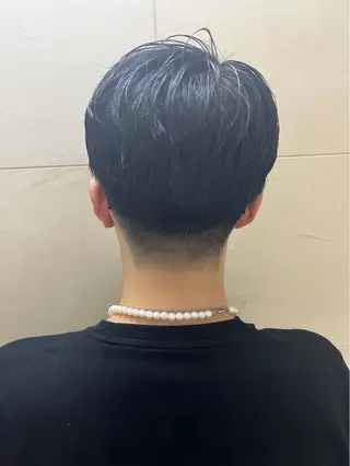 ミディアム まえひら じおんのヘアスタイル