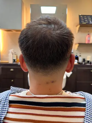 ショート 有田 光輝のヘアスタイル