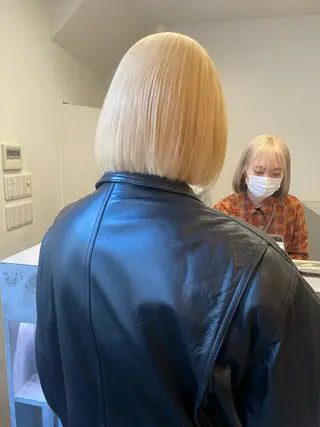 ミディアム カラー ハイトーン/デザイン hirokiのヘアスタイル