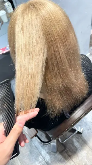 セミロング カラー 大人男子の メンズパーマのヘアスタイル