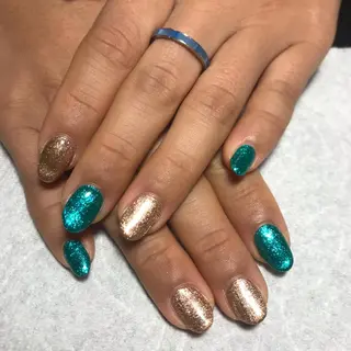 ネイル ECLAT エクラ所属・寺山 千鶴のネイルデザイン