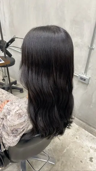 カラー 藤永 みくのヘアスタイル