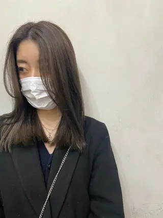 セミロング カラー 内海 凜香のヘアスタイル