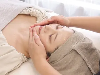 毛穴フェイシャルエステkokotto板橋所属・【毛穴ハーブピーリン グ】板橋1位のエステ・リラクイメージ