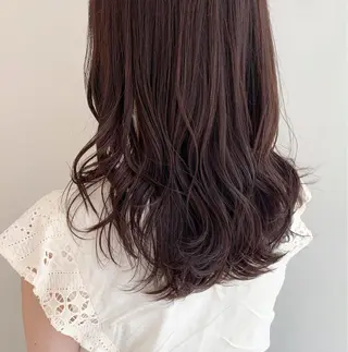 カラー 山口 莉奈のヘアスタイル