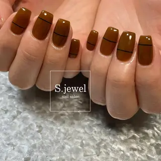 ネイル S. JEWELのネイルデザイン