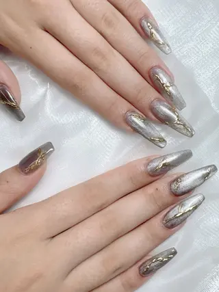 ネイル kelly ．のネイルデザイン