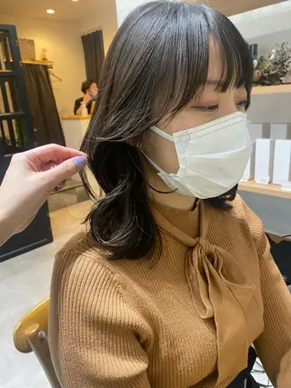 ミディアム カラー 似合う髪型が 分からない方へのヘアスタイル