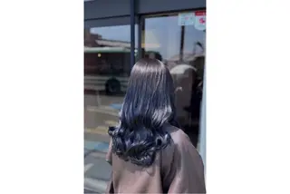 カラー 梶 瑞希のヘアスタイル