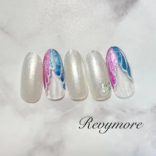 ミディアム ネイル nail salon Revymoreのネイルデザイン