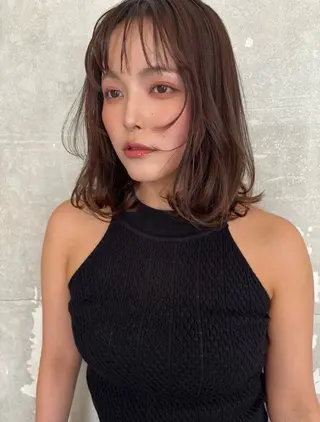 ミディアム あかね 💇‍♀️のヘアスタイル