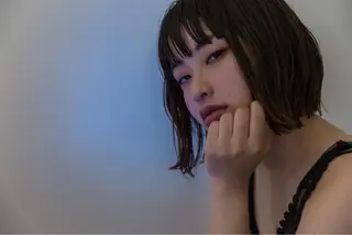 ショート カラー ツジガキ ユウスケのヘアスタイル