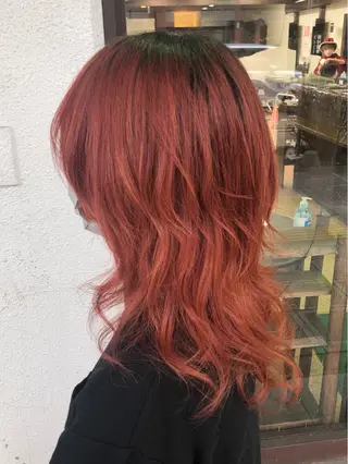 カラー ダブルスキルエクステ /羽エクステ白石宇由のヘアスタイル