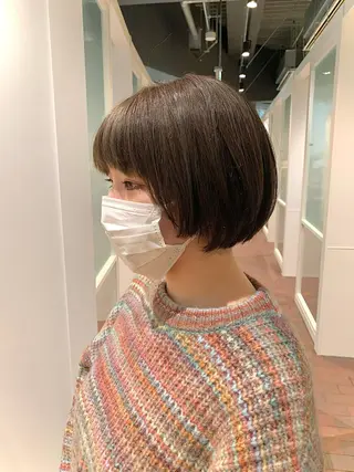 ミディアム カラー 髪と心を整える美容師 透明感カラー/ボブのヘアスタイル