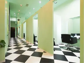 遠藤 佳恵のヘアスタイル