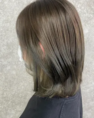 ロング カラー UNDER vr 【アンダーバー】のヘアスタイル