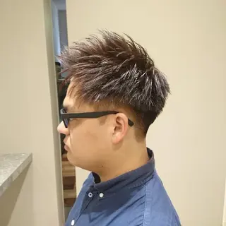 ショート カラー メンズ 中井 啓悟のヘアスタイル