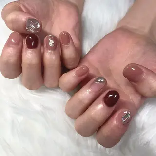 ネイル 西岡 杏のネイルデザイン