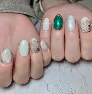 ネイル Spiky とうげ ふうかのネイルデザイン