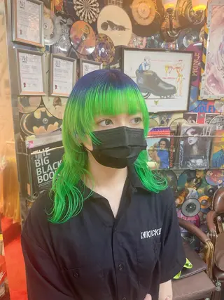 ミディアム カラー ヘアアレンジ 🌈派手髪エクステ ブレイズ🌈ひろとのヘアスタイル
