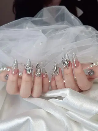 ネイル ネイルサロン lotusのネイルデザイン