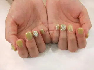 ネイル はばすみれ🎀ﾈｲﾙ 光ﾌｪｲｼｬﾙ ﾍｱのネイルデザイン