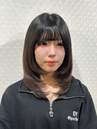 ミディアム カラー 柔らか垢抜けｶﾗｰと ｶｯﾄ🫧ASUKAのヘアスタイル