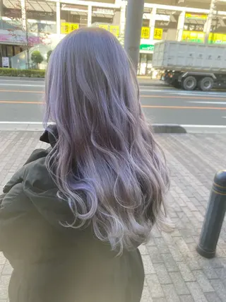 ロング カラー アンククロス所属・ホワイトベージュ︎︎ seikaのヘアスタイル