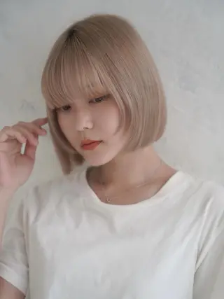 セミロング NAO ナオのヘアスタイル