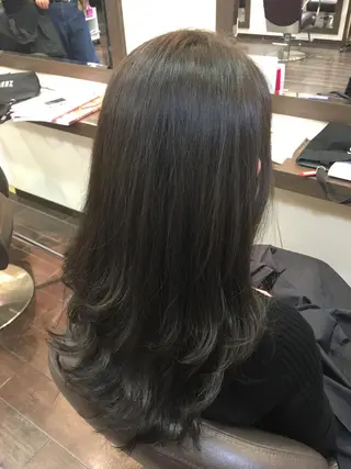 カラー yaya✂︎ 美髪/艶カラーのヘアスタイル