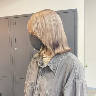 ミディアム maco 艶感ハイトーン🦋のヘアスタイル