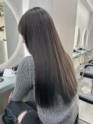 ロング グレージュ 透明感 ブリーチなし田島晃汰のヘアスタイル