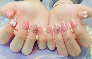 ミディアム nina beautyのネイルデザイン