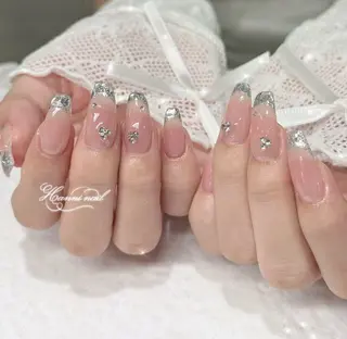 ネイル Hanni ハンのネイルデザイン