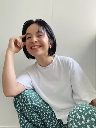 ショート カラー 高橋 愛美のヘアスタイル