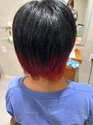 カラー TERUYA shionのヘアスタイル