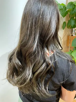 ロング カラー 渡部 健太のヘアスタイル