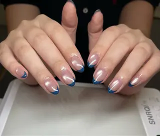 ネイル MQueen ネイルサロンのネイルデザイン