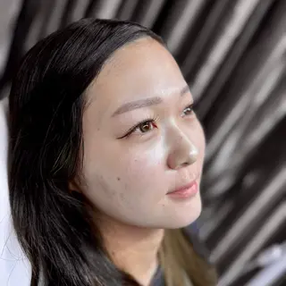 アイブロウ 高野 紗南のエステ・リラクイメージ